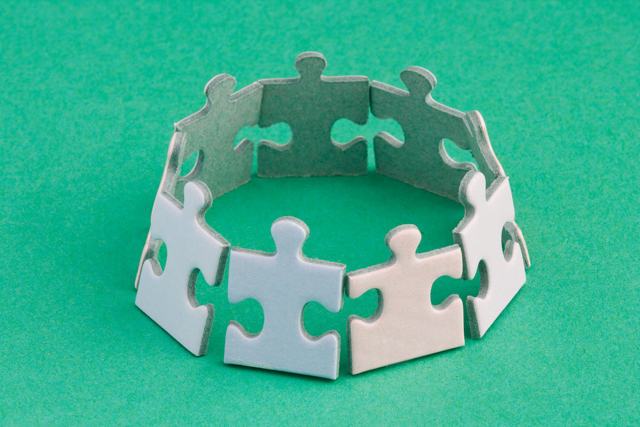 Crafts to Make with Puzzle Pieces - Crafting a Green World