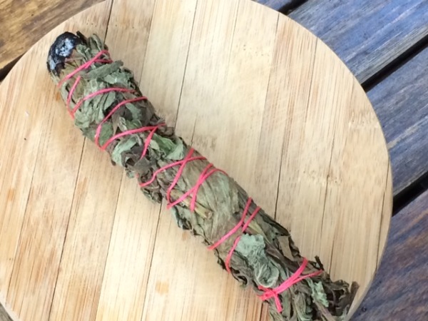 Halloween Craft: How to Make a Smudge Stick