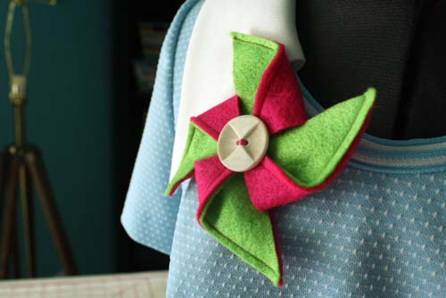 make a pinwheel brooch done