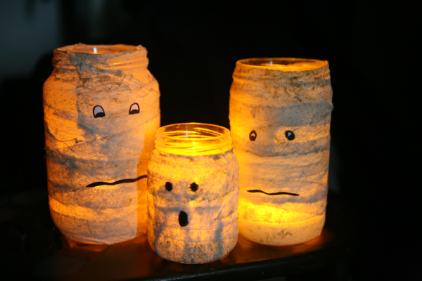 Halloween Craft from Recycled Materials: 30 Halloween Party Ideas