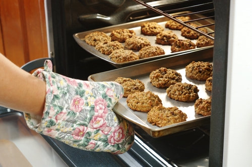 baking oatmeal cookies photo from Shutterstock
