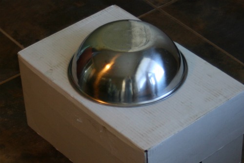 bowl-on-box