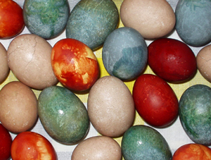 Happy Green Easter – Vegetable Dyed Easter Eggs