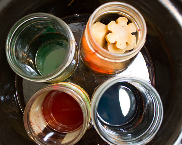 How to Dye Wax - You don't need expensive wax dyes to turn your natural wax of choice a vibrant color. Here's how to dye wax with crayons that you probably already have.