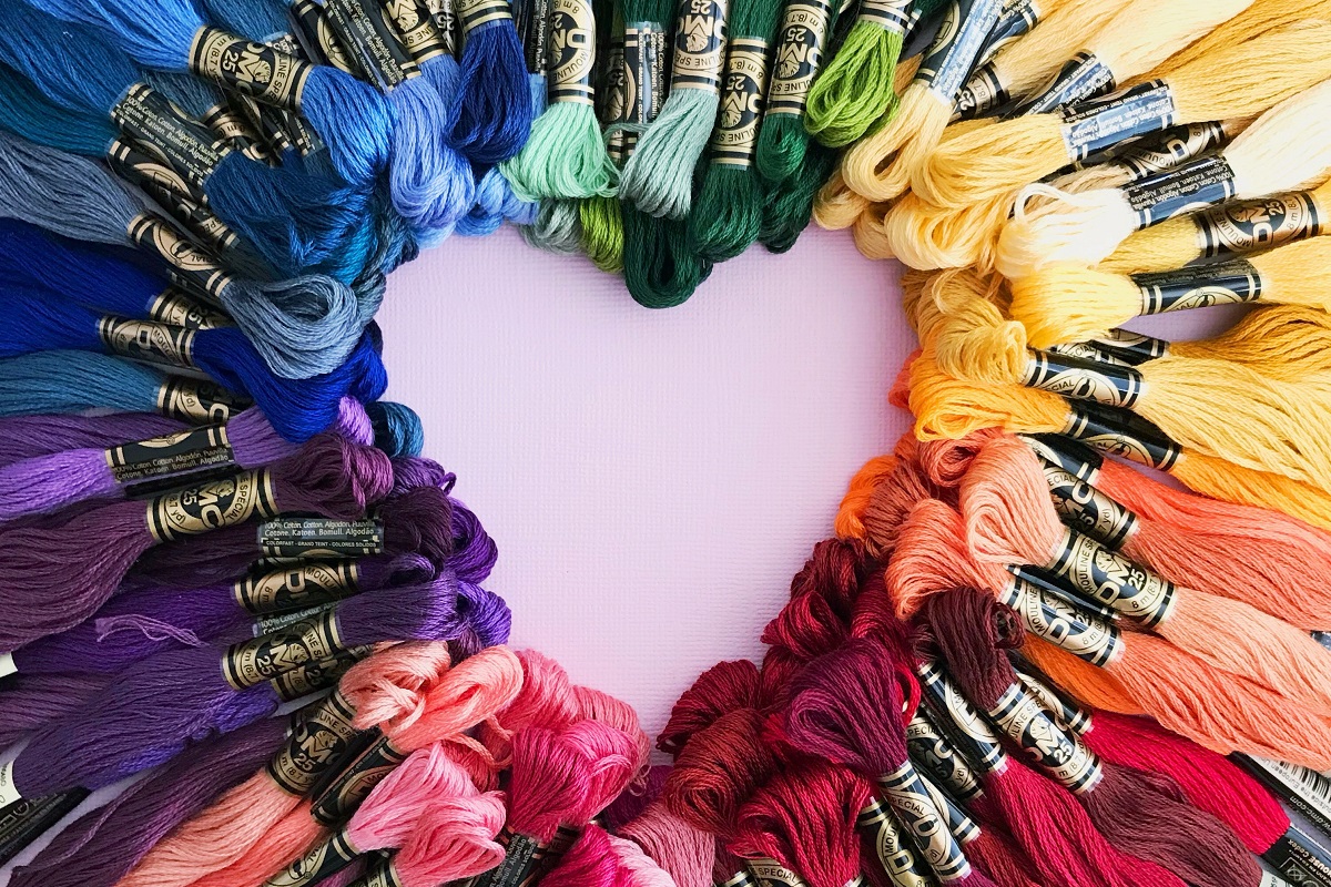 8 Creative Ways to Organize your Embroidery Floss - Creative Fabrica