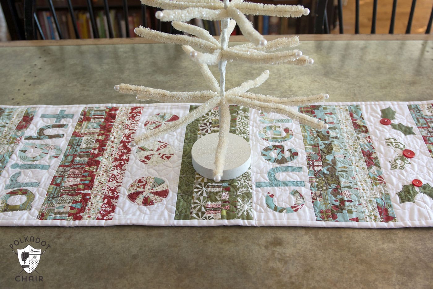 merry and cheer quilted table runner