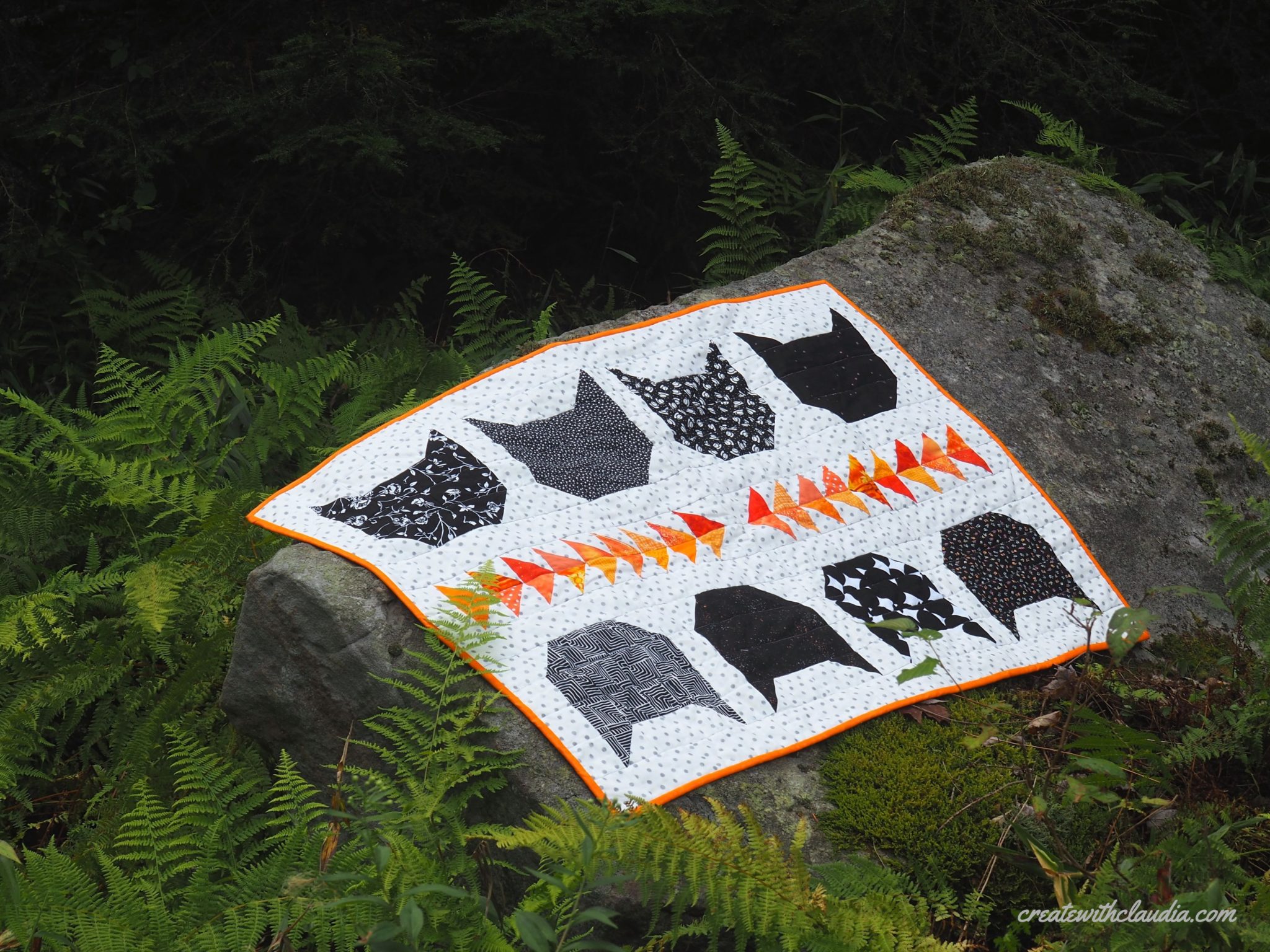 quilted cat table runner
