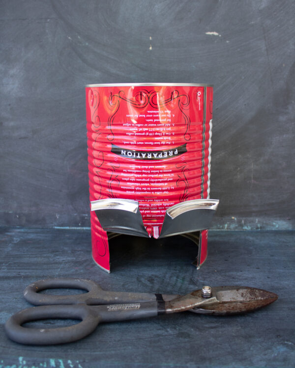 How to make a simple tin can stove while off the grid - Men's Journal